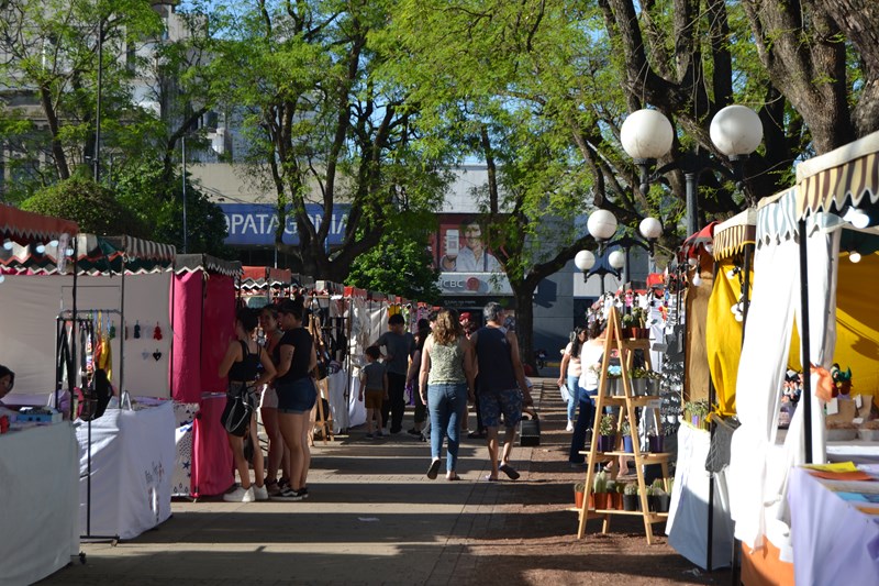 La propuesta se realizará el sábado 22 y domingo 23 desde las 15:00, en la Plaza 25 de Mayo. La entrada es libre y gratuita.