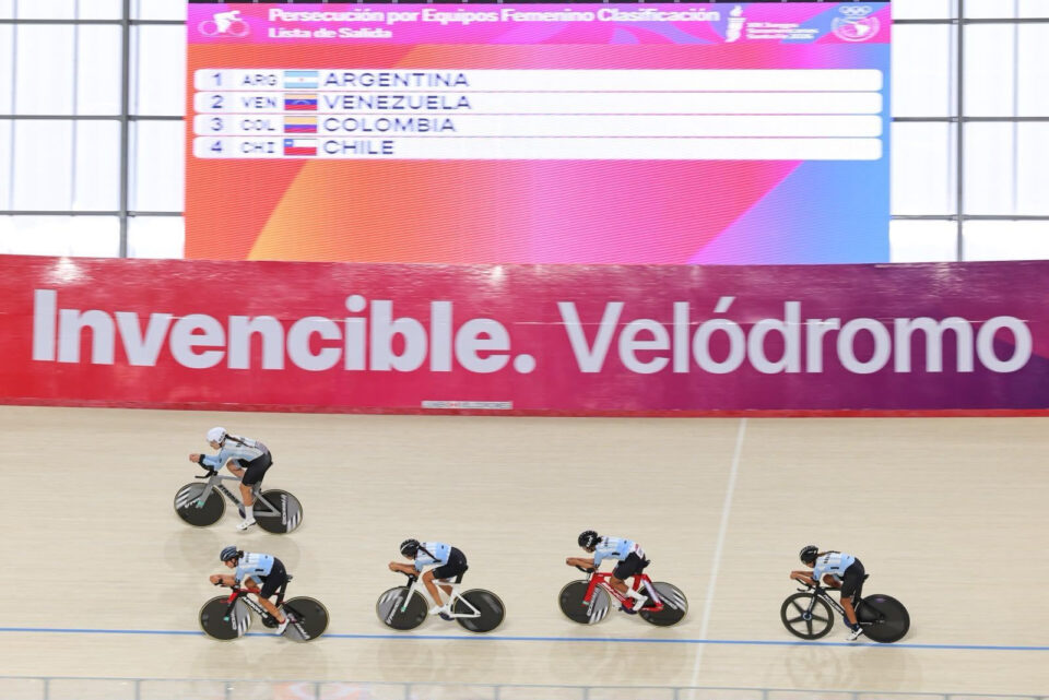 Mariana Pajón elogia el Invencible Velódromo de Rafaela: “Ojalá tuviéramos algo así en Colombia”