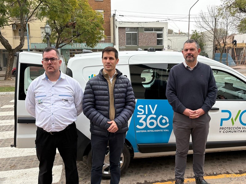 Rafaela innova en el país: Viotti presentó el Sistema Inteligente Vial 360 para erradicar las conductas peligrosas en la calle