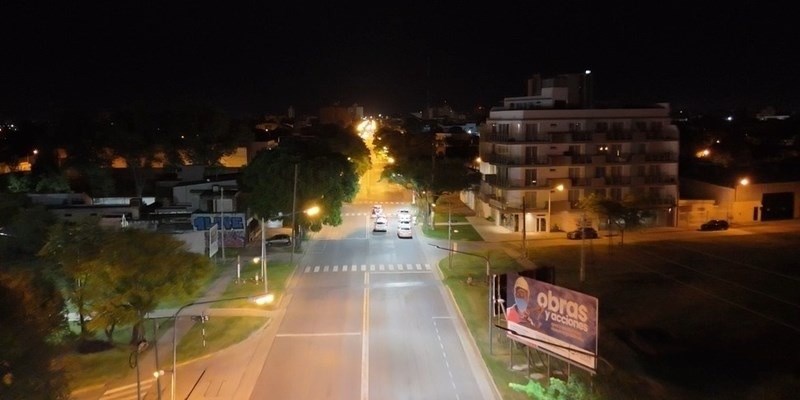 La Municipalidad adjudicó 6.201 nuevas luminarias LED para seguir avanzando hacia el 100% LED en la ciudad